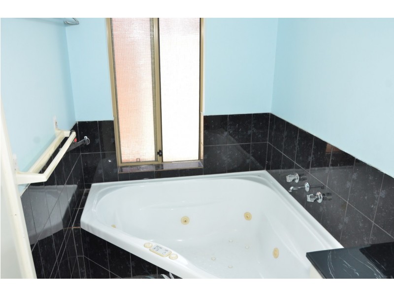 38 GIRALIA Parkway, Ballajura WA 6066