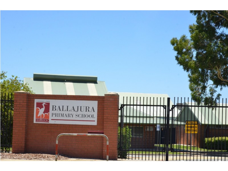 38 GIRALIA Parkway, Ballajura WA 6066