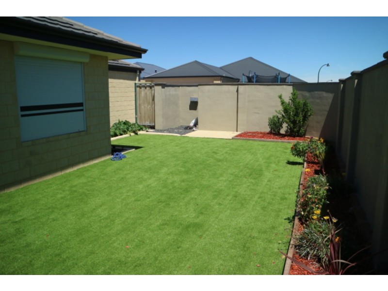 29 Interlaken Loop, Ellenbrook WA 6069