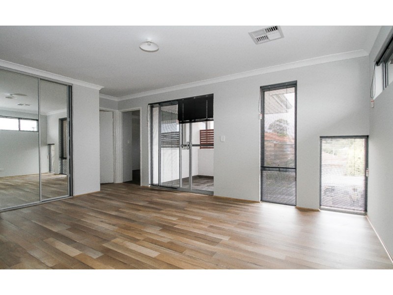 B/26 Flinders Street, Yokine WA 6060