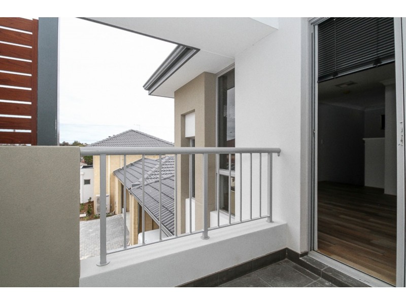 B/26 Flinders Street, Yokine WA 6060