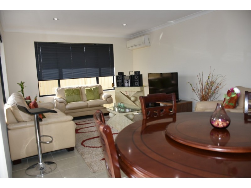 7 Trojan Bend, Madeley WA 6065