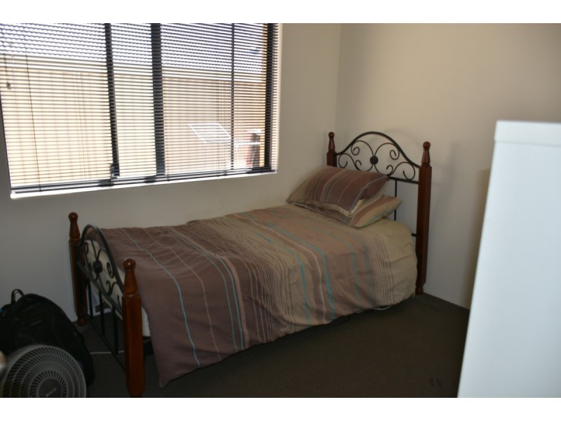 7 Trojan Bend, Madeley WA 6065