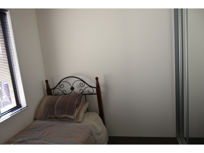 7 Trojan Bend, Madeley WA 6065