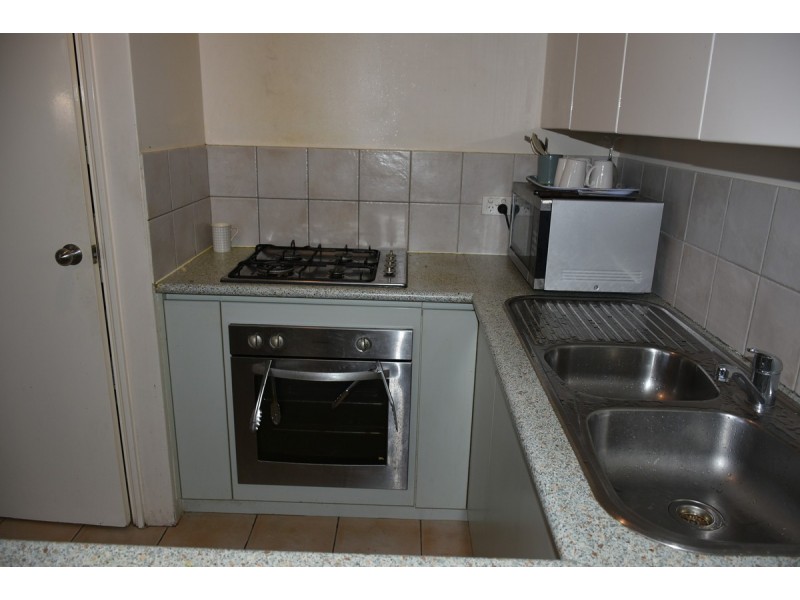 1/11 Priest Road, Landsdale WA 6065