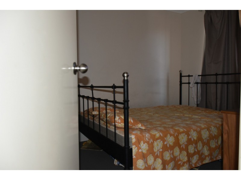 1/11 Priest Road, Landsdale WA 6065