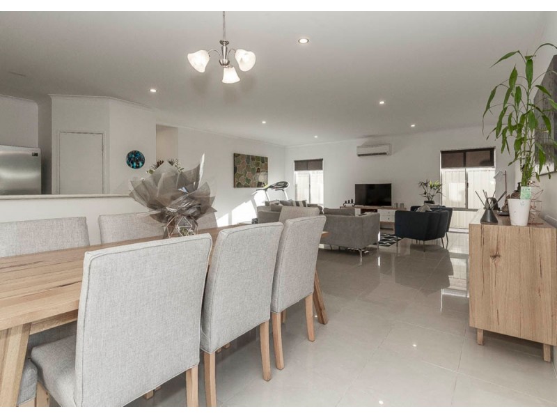 93 Cooper Street, Madeley WA 6065