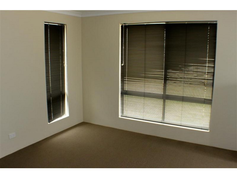 2 Tattershall Road, Darch WA 6065