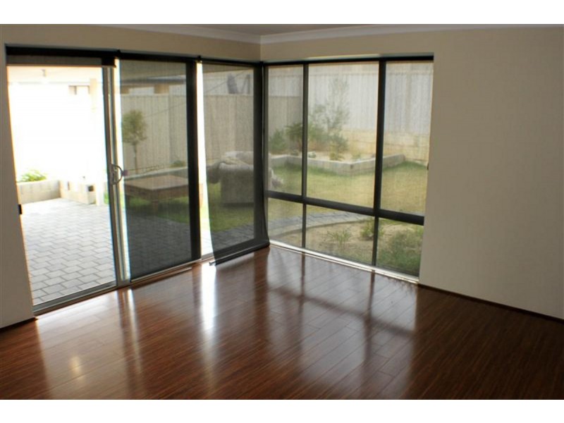 2 Tattershall Road, Darch WA 6065