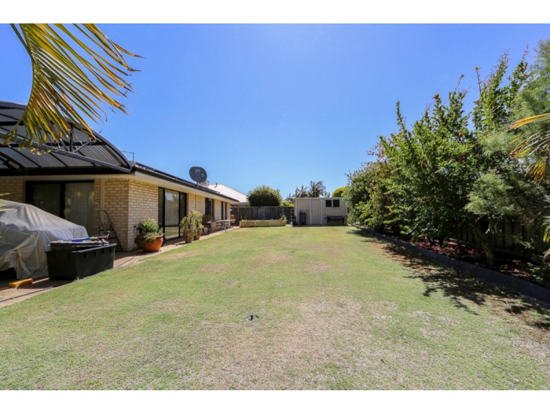 54 Southmead Dve, Landsdale WA 6065