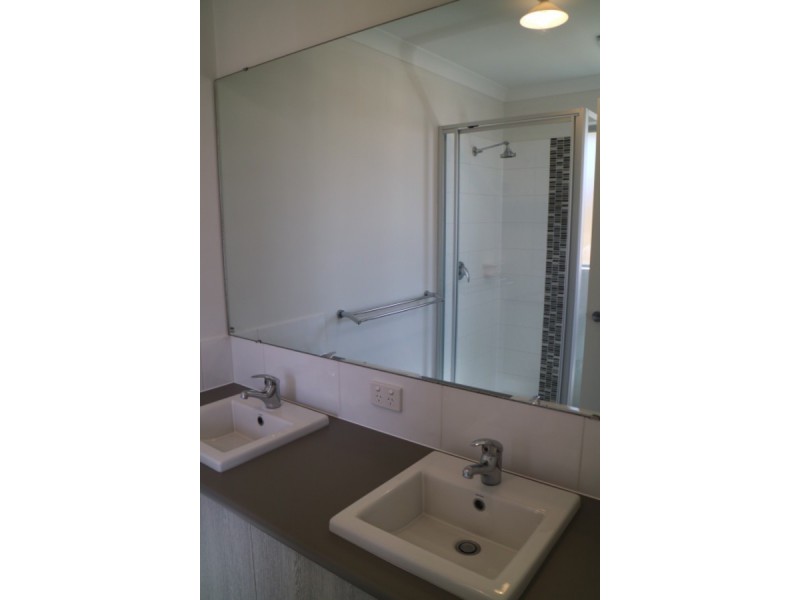 67 Bolton Way, Darch WA 6065