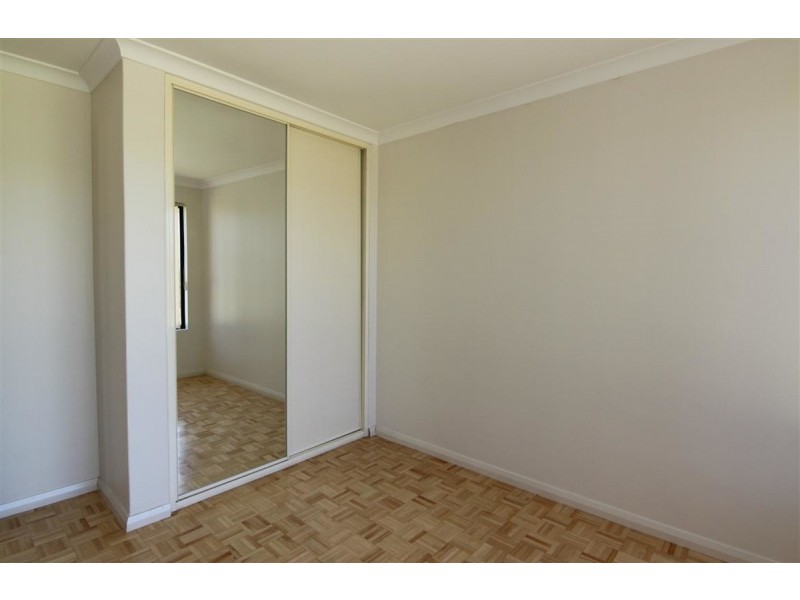 10 Rochester Circle, Balga WA 6061