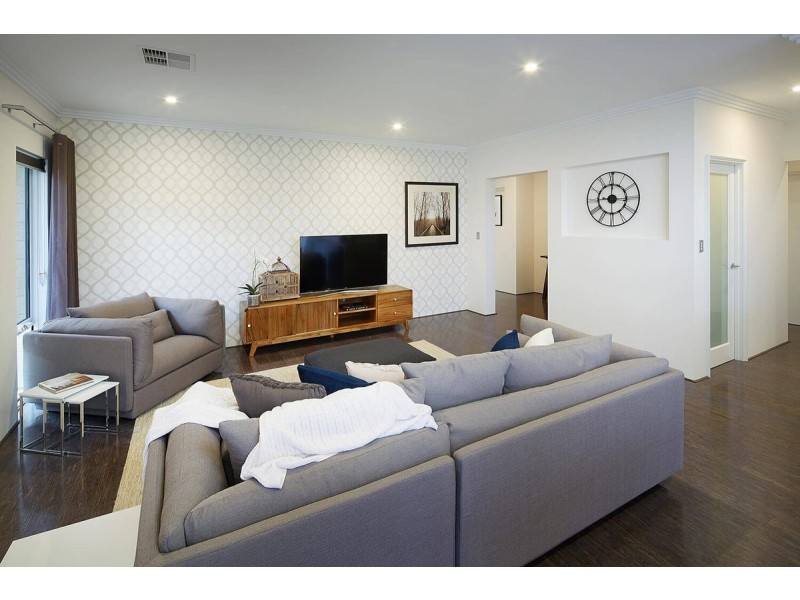 11 Charleston Rise, Eglinton WA 6034