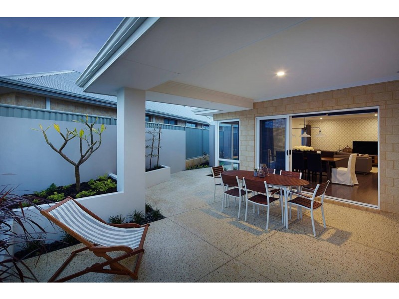 11 Charleston Rise, Eglinton WA 6034