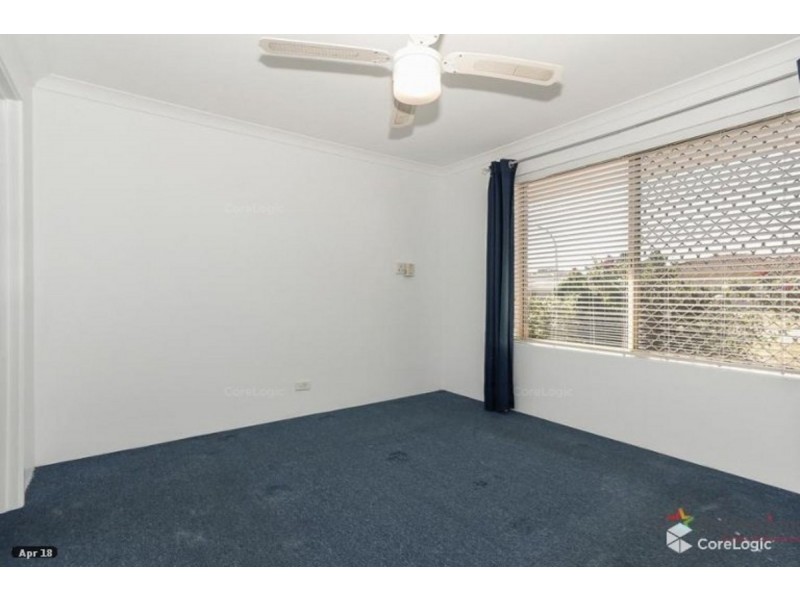 8 Harewood Place, Marangaroo WA 6064