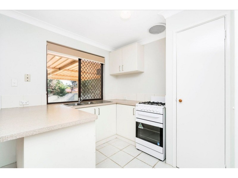 79 Hillcrest Road, Alexander Heights WA 6064