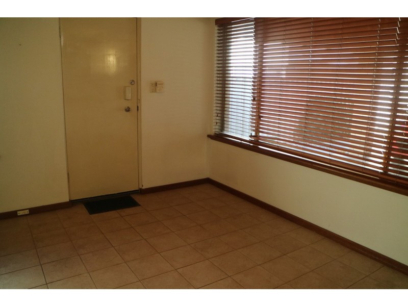 B/131 ODIN Road, Innaloo WA 6018