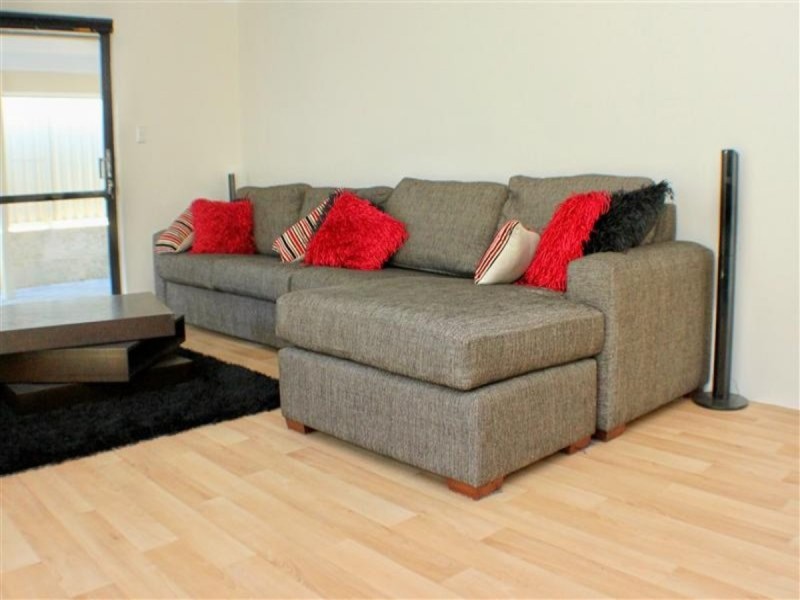 94 Bethwyn Circuit, Madeley WA 6065