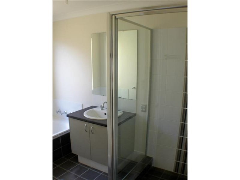 94 Bethwyn Circuit, Madeley WA 6065