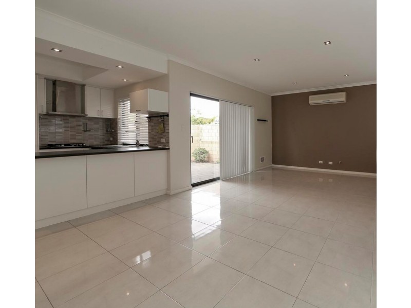 128A Odin Road, Innaloo WA 6018