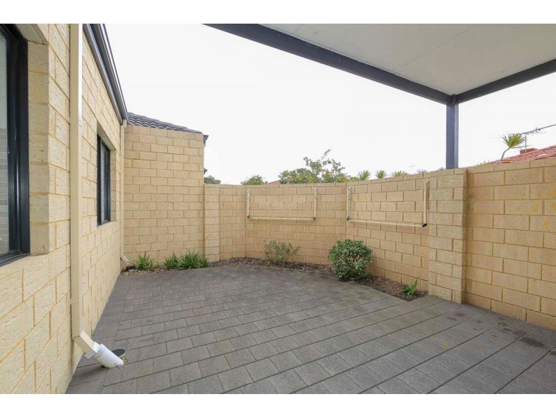 128A Odin Road, Innaloo WA 6018