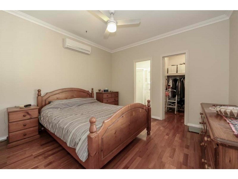 100 Colonial Circle, Gnangara WA 6077