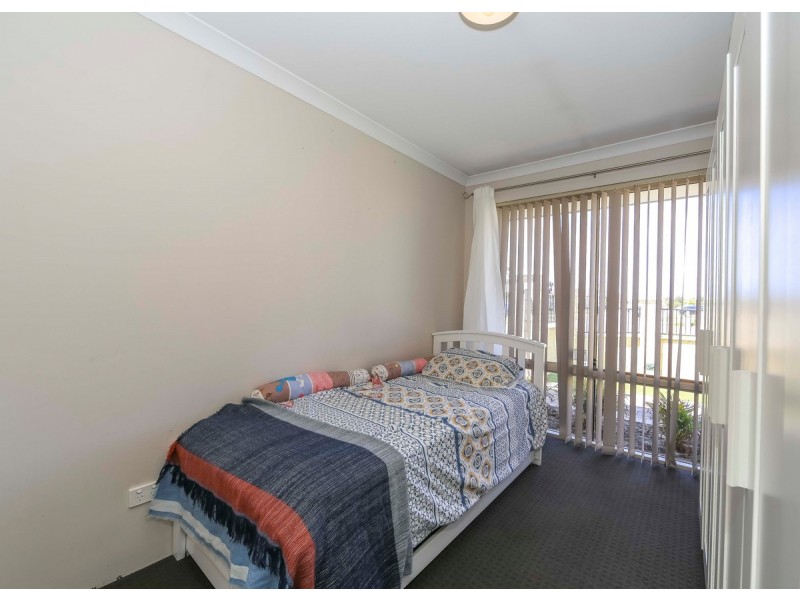 43 Hookstone Drive, Landsdale WA 6065