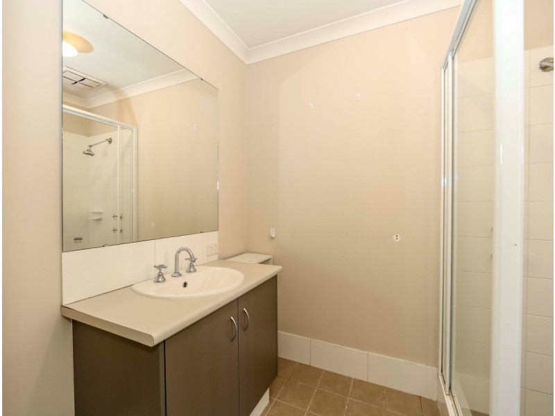 43 Hookstone Drive, Landsdale WA 6065