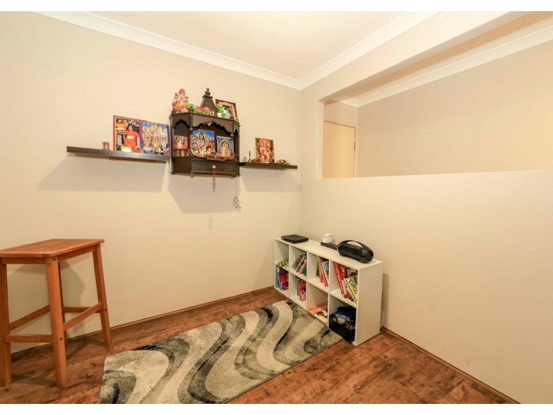 43 Hookstone Drive, Landsdale WA 6065