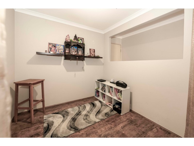 43 Hookstone Drive, Landsdale WA 6065