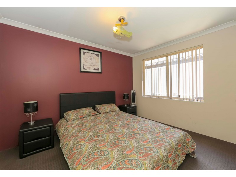 43 Hookstone Drive, Landsdale WA 6065