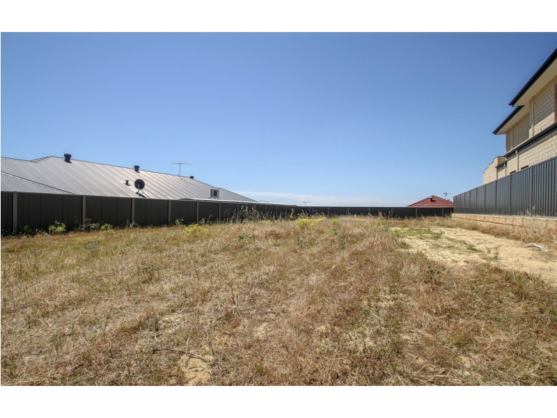 5 Matlock Heights, Darch WA 6065