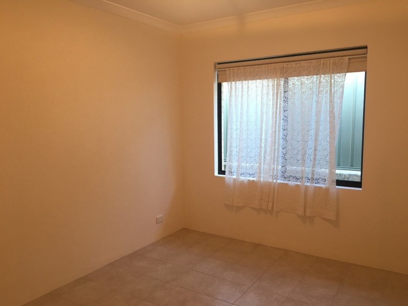 332 Kingsway, Landsdale WA 6065