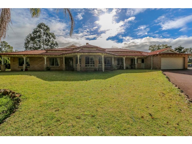 15 Starlight Grove, Gnangara WA 6077