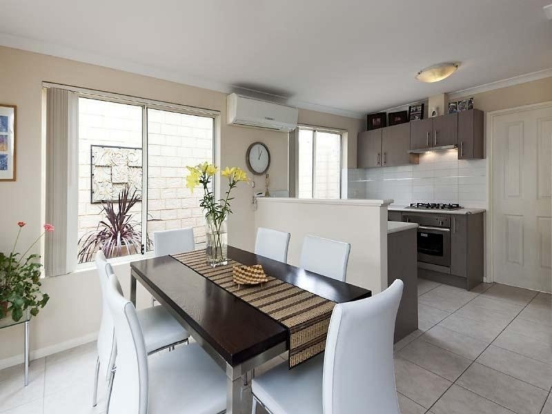 27 Penelope Place, Innaloo WA 6018