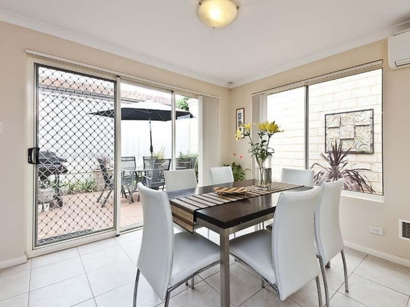 27 Penelope Place, Innaloo WA 6018