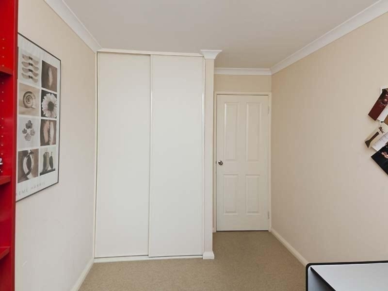 27 Penelope Place, Innaloo WA 6018