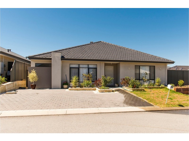 5 Wildwood Mews, Carramar WA 6031