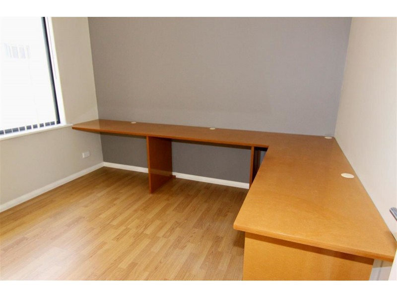 11 Braemount Road, Darch WA 6065