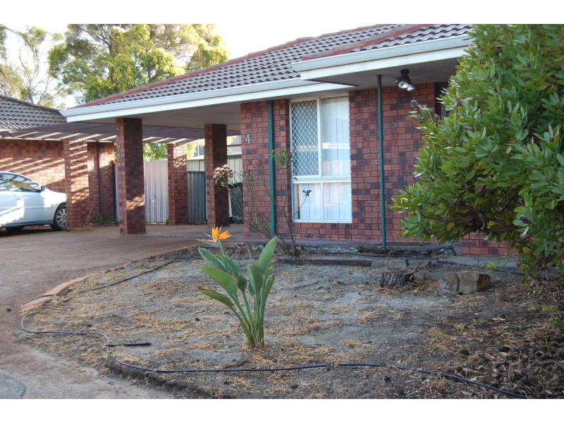 4/33 Leach Highway, Wilson WA 6107