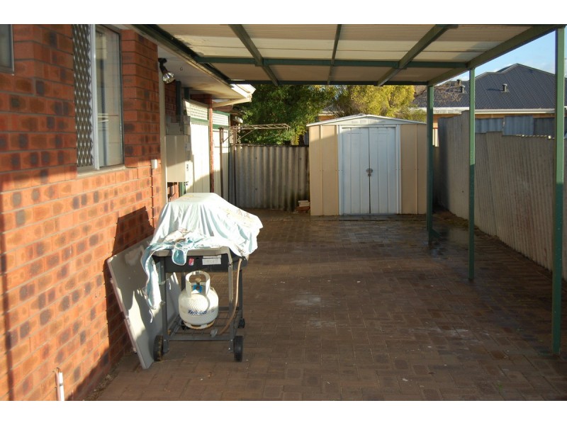 4/33 Leach Highway, Wilson WA 6107