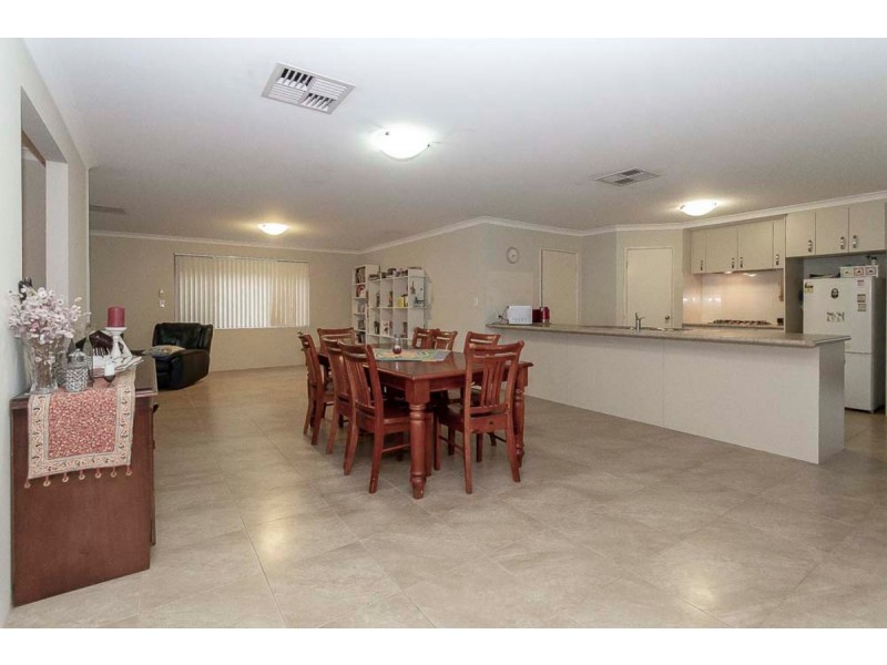 23 Monsanto Street, Landsdale WA 6065