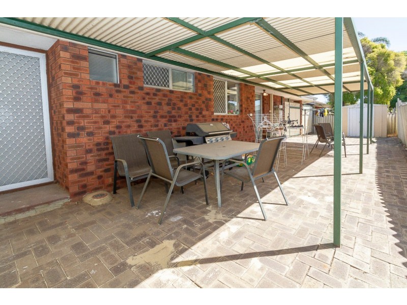 4/33 Leach Highway, Wilson WA 6107