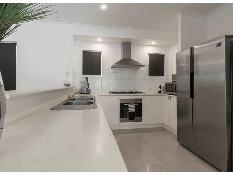 93 Cooper Street, Madeley WA 6065