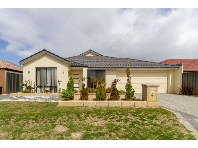 4 Varley Crest, Landsdale WA 6065