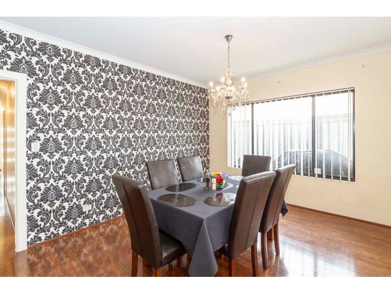 4 Varley Crest, Landsdale WA 6065