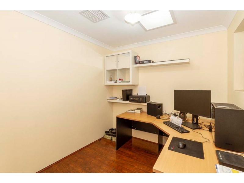 4 Varley Crest, Landsdale WA 6065