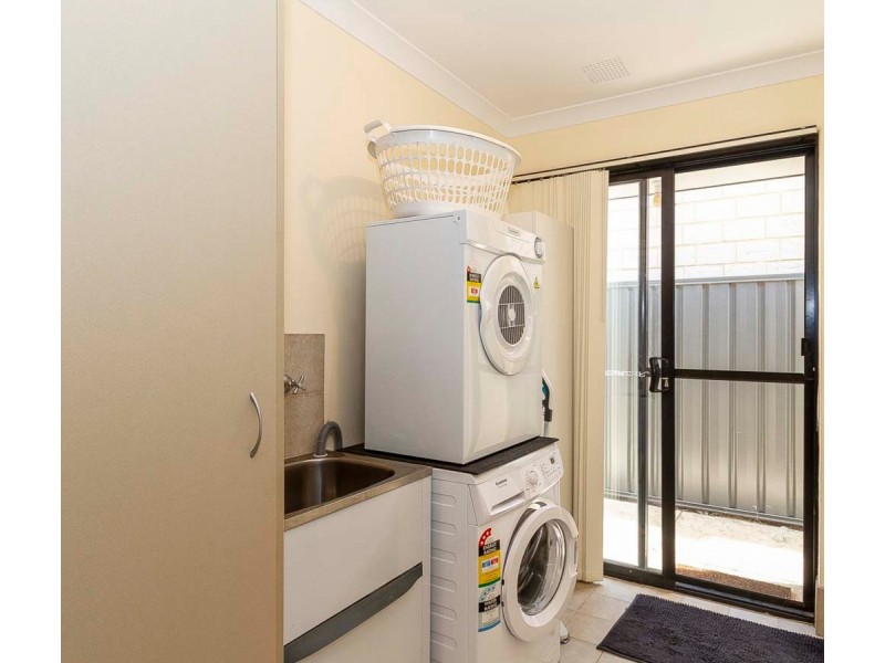 4 Varley Crest, Landsdale WA 6065