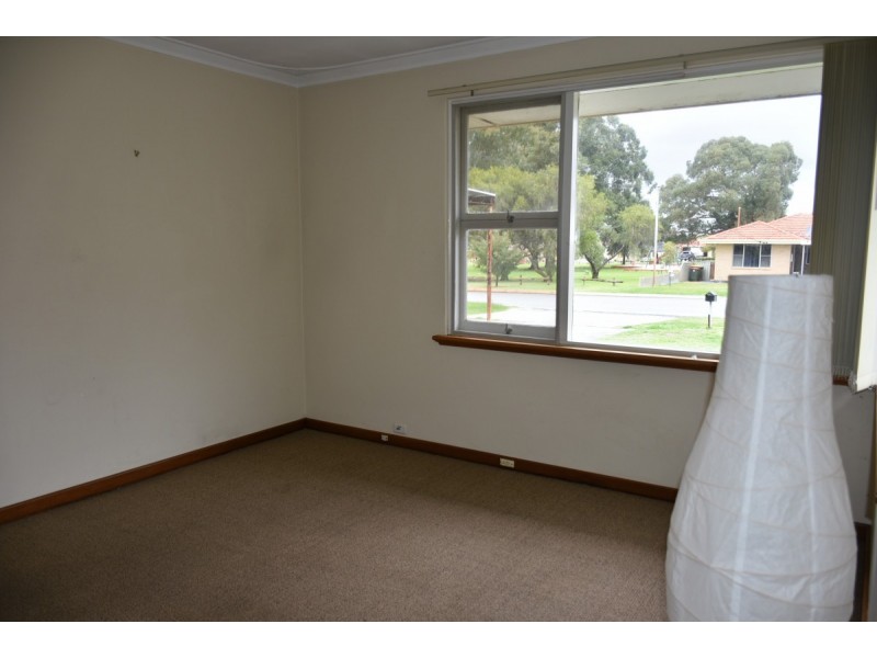 71 Woodhall Street, Stirling WA 6021