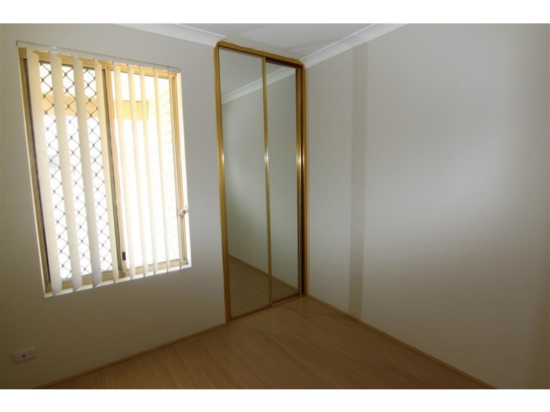 56 Jefferson Drive, Marangaroo WA 6064